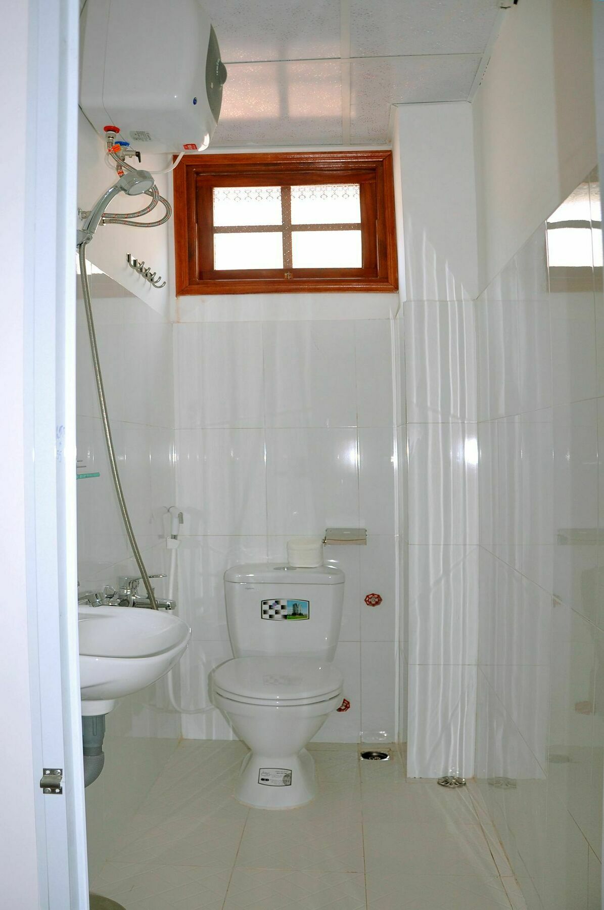 Ngoc Tung Mini Hotel Hue Exterior foto